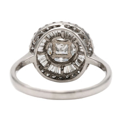 Bague Entourage en or blanc et diamants