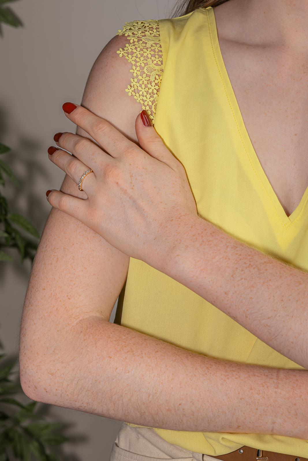Bague Demi-alliance  Or jaune Diamant