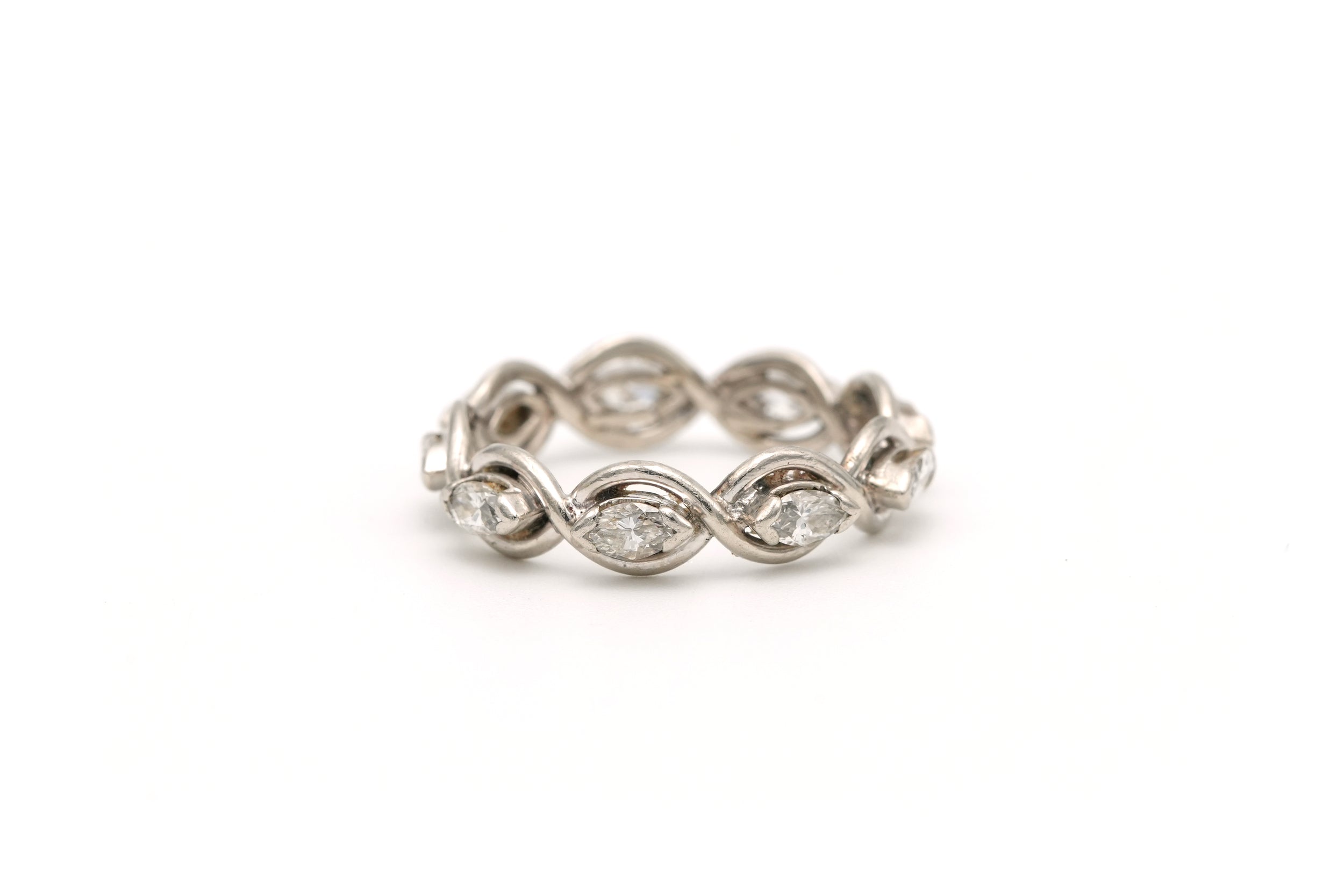 Bague Alliance en blanc, or jaune et diamants