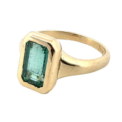 Bague Solitaire en or jaune et émeraude
