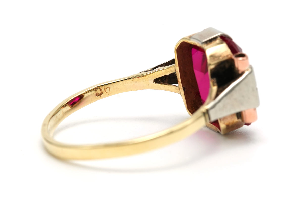 Bague Solitaire en or blanc, or jaune et rubis
