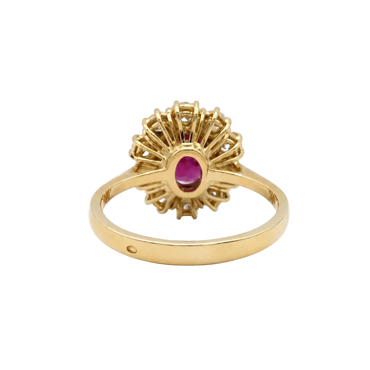 Bague Marguerite en or jaune, rubis et diamants