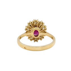 Bague Marguerite en or jaune, rubis et diamants