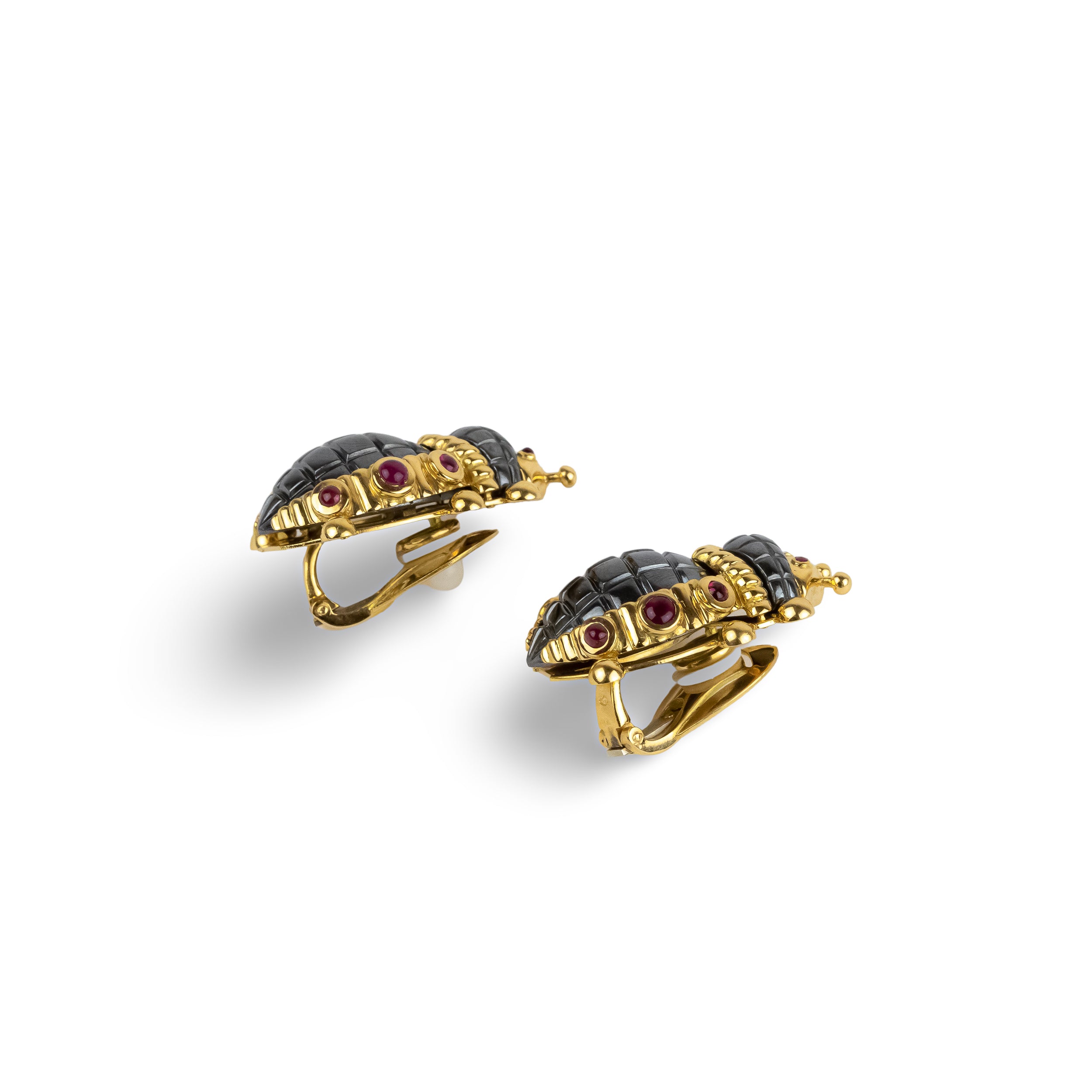 Eva SEGOURA set in yellow gold, hematite and diamonds