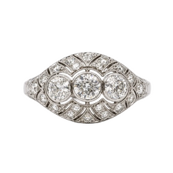 Bague Dôme en platine et diamants