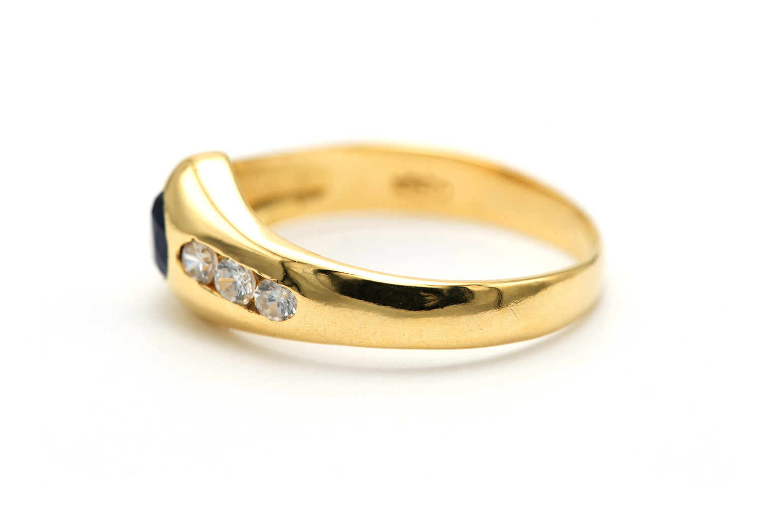 Bague Jonc en or jaune, saphir et diamants