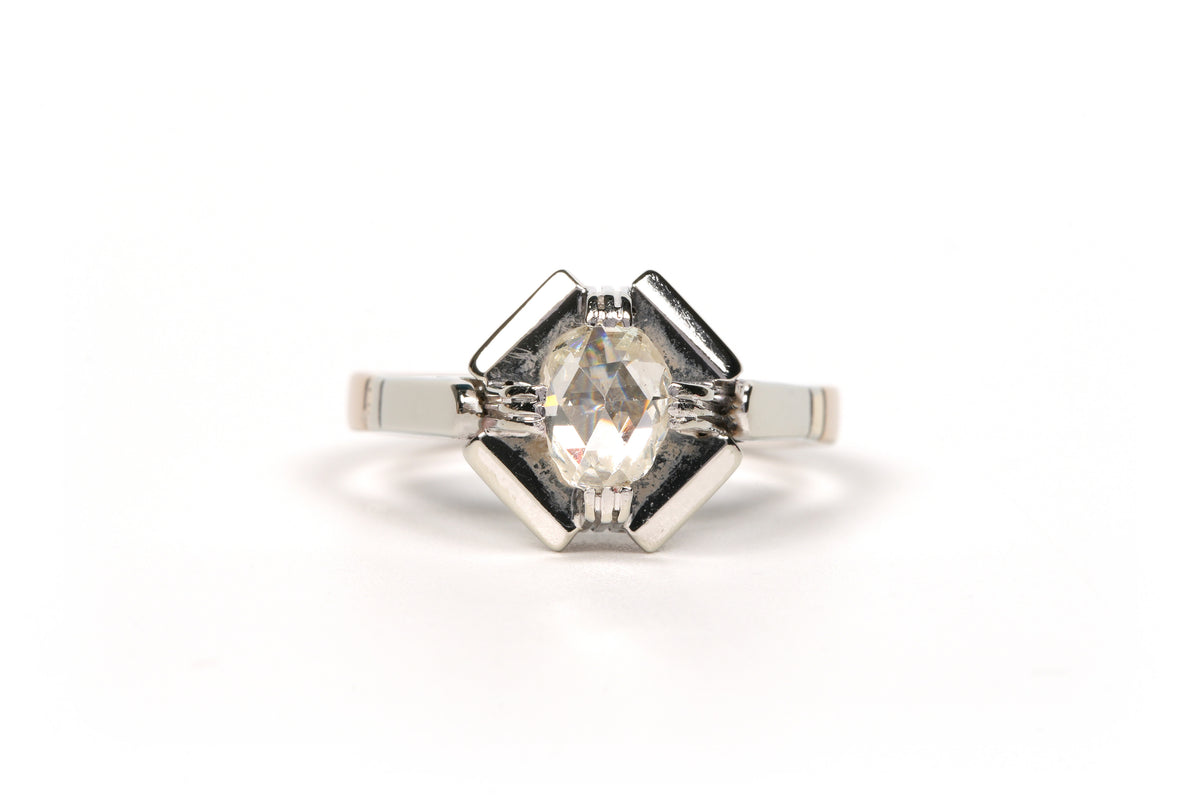 Bague Solitaire en or blanc et diamant