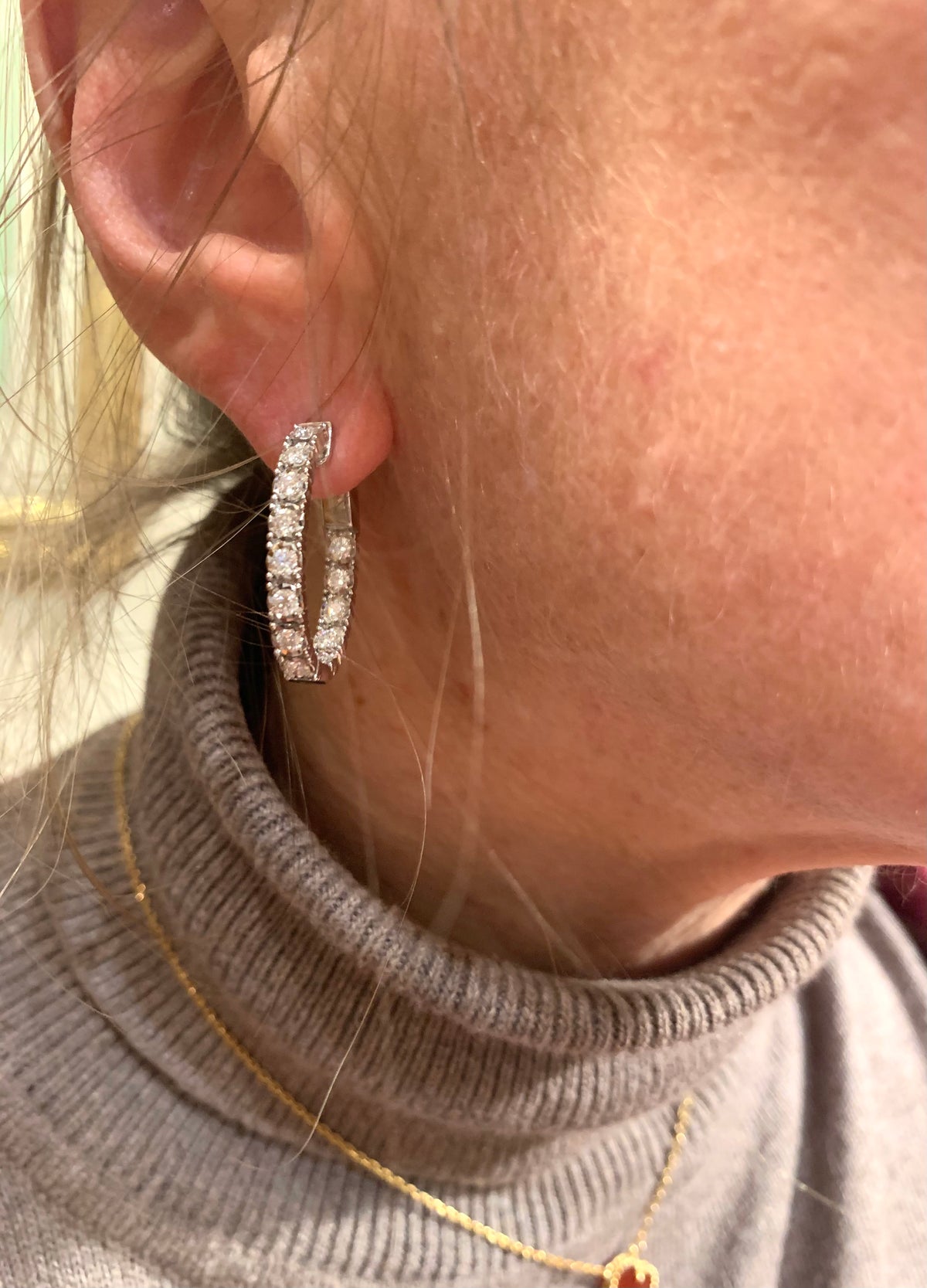Boucles d'oreilles Créoles en or blanc et diamants