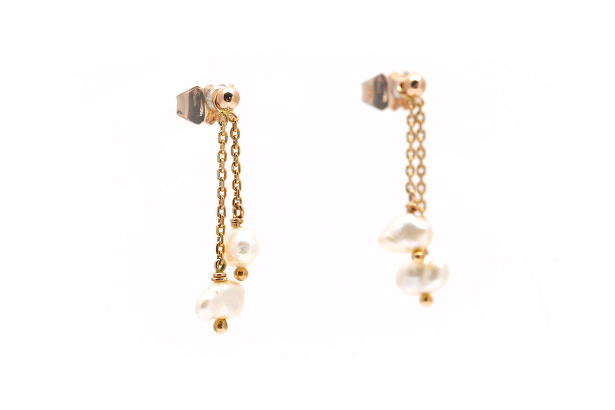 Boucles d'oreilles Pendantes en or jaune et perles