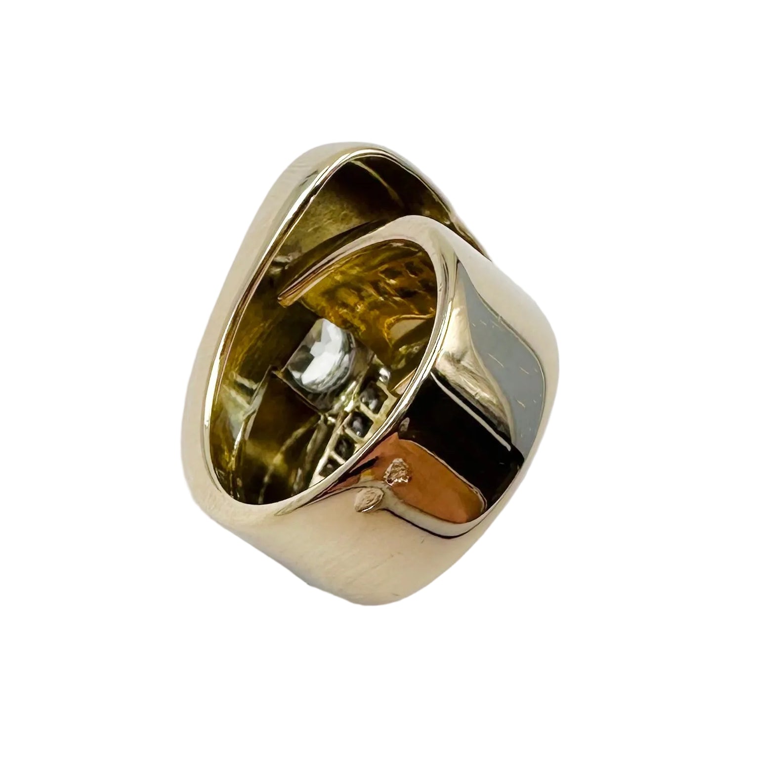 Bague Pavée en or jaune, platine et diamants