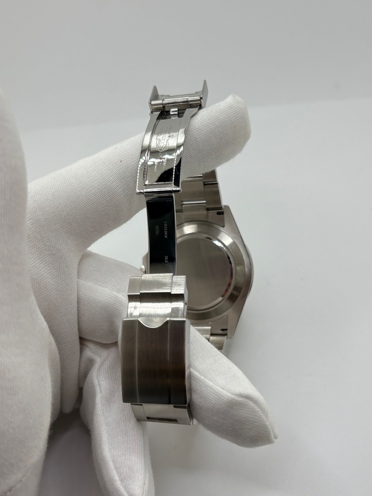 Montre ROLEX "Explorer" en acier