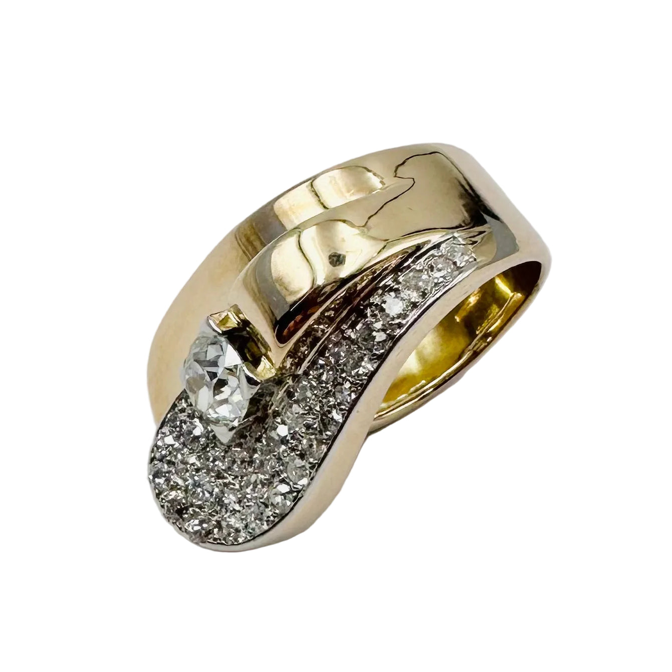 Bague Pavée en or jaune, platine et diamants