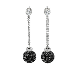 Boucles d’oreilles Pendantes en or blanc et diamants