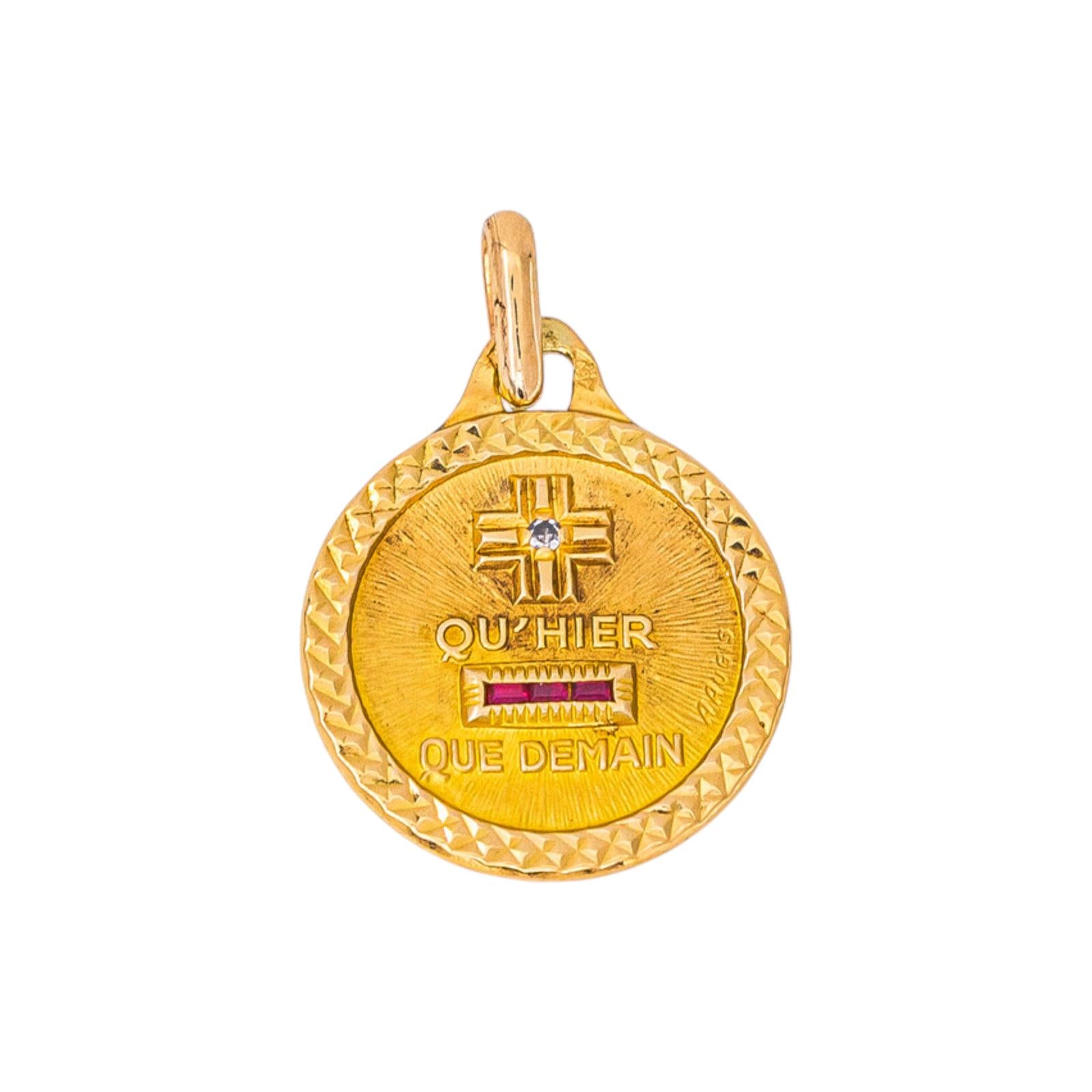 Pendentif AUGIS "Médaille d'amour" en or jaune, rubis et diamant