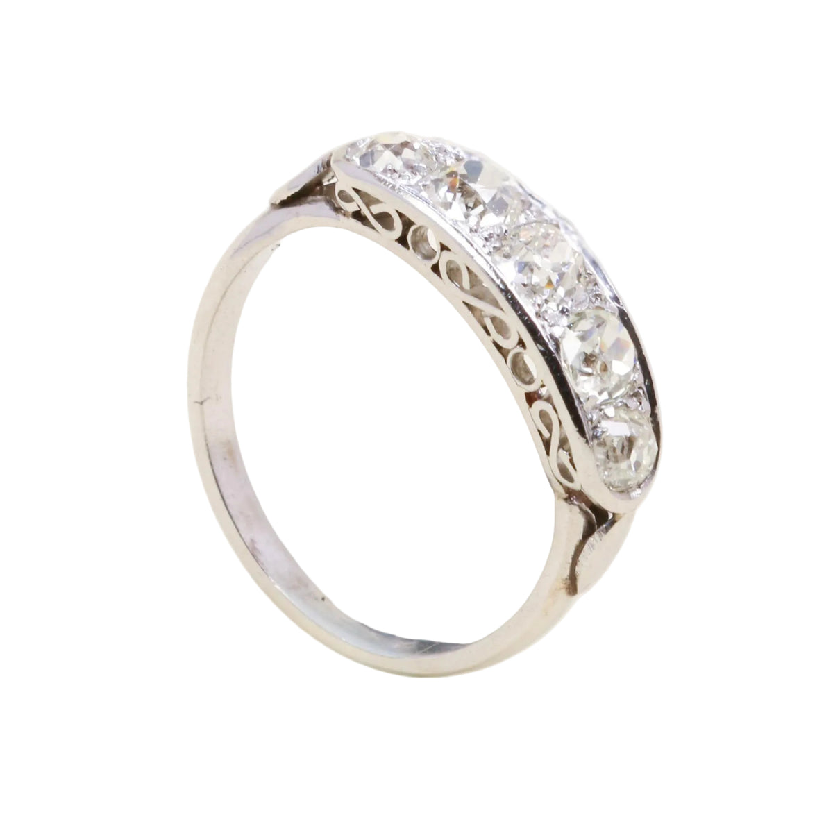 Bague Jarretière en platine et diamants