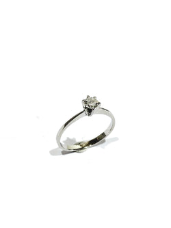 Solitaire en or blanc et diamant