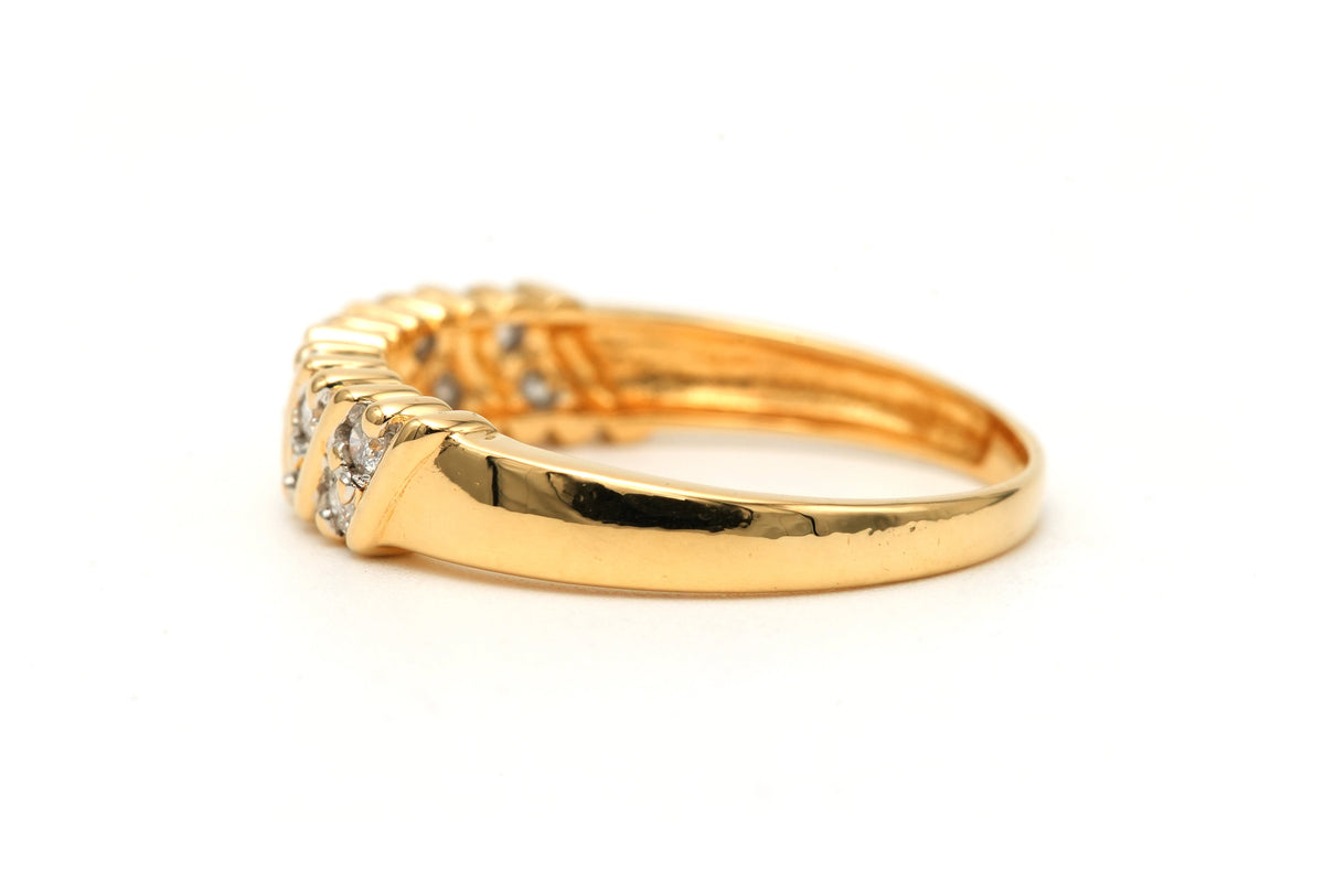 Bague Bandeau en or jaune et diamants