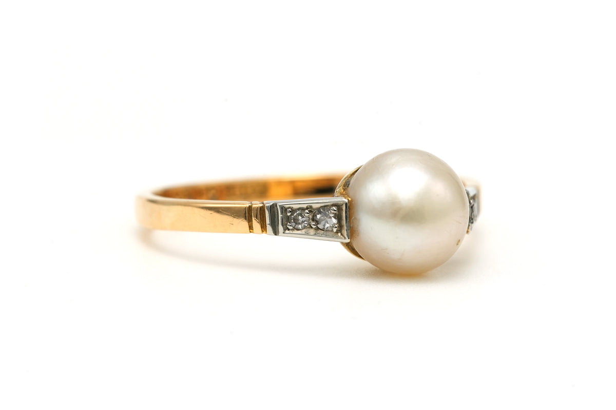 Bague Solitaire en or blanc, or jaune, perle et diamants