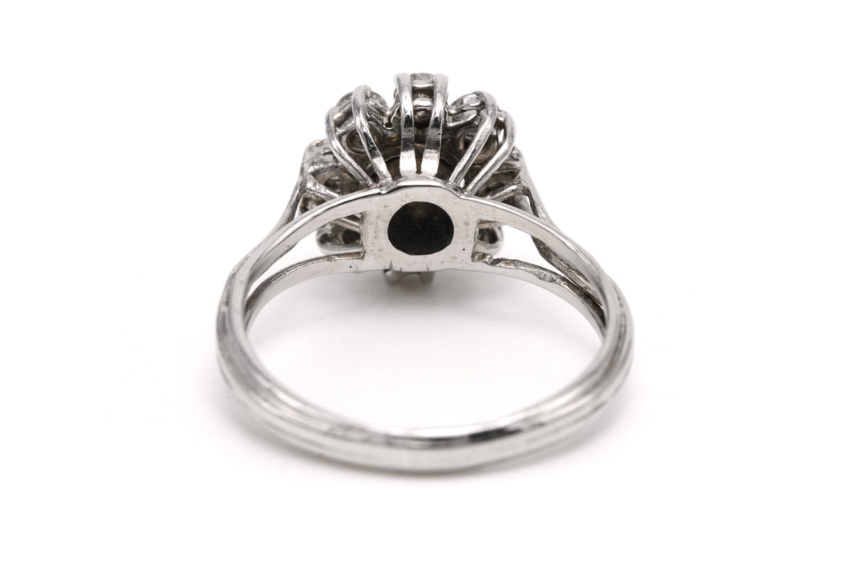 Bague Marguerite en or blanc et diamants