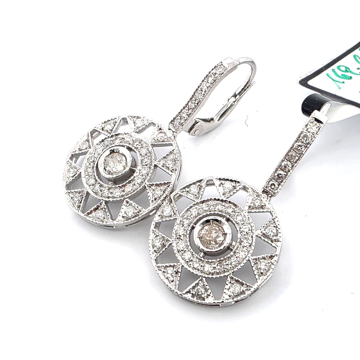 Boucles d'oreilles Pendantes en or blanc et diamants