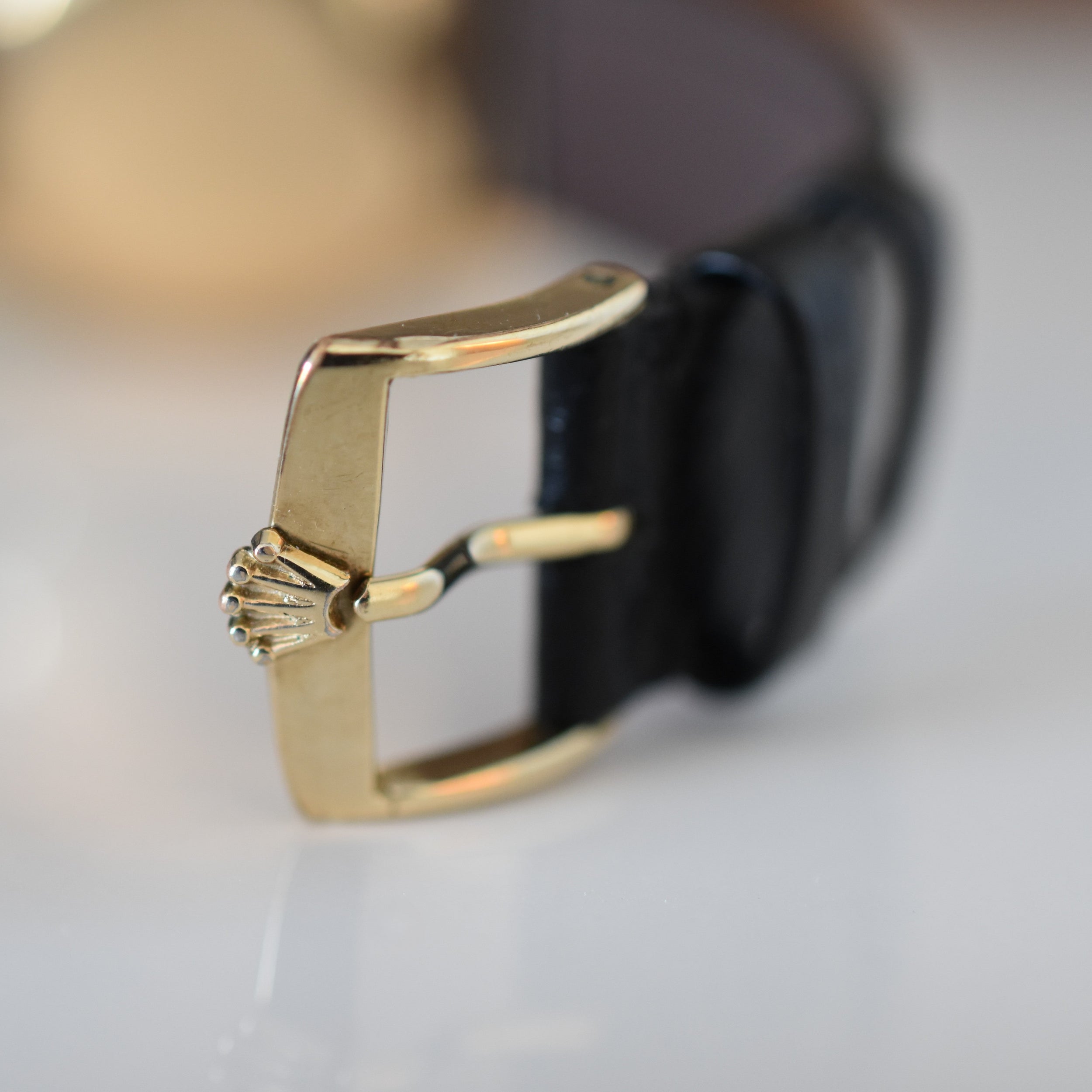 Montre ROLEX "Oyster Perpetual Bubbleback Ovetto" en or jaune et cuir