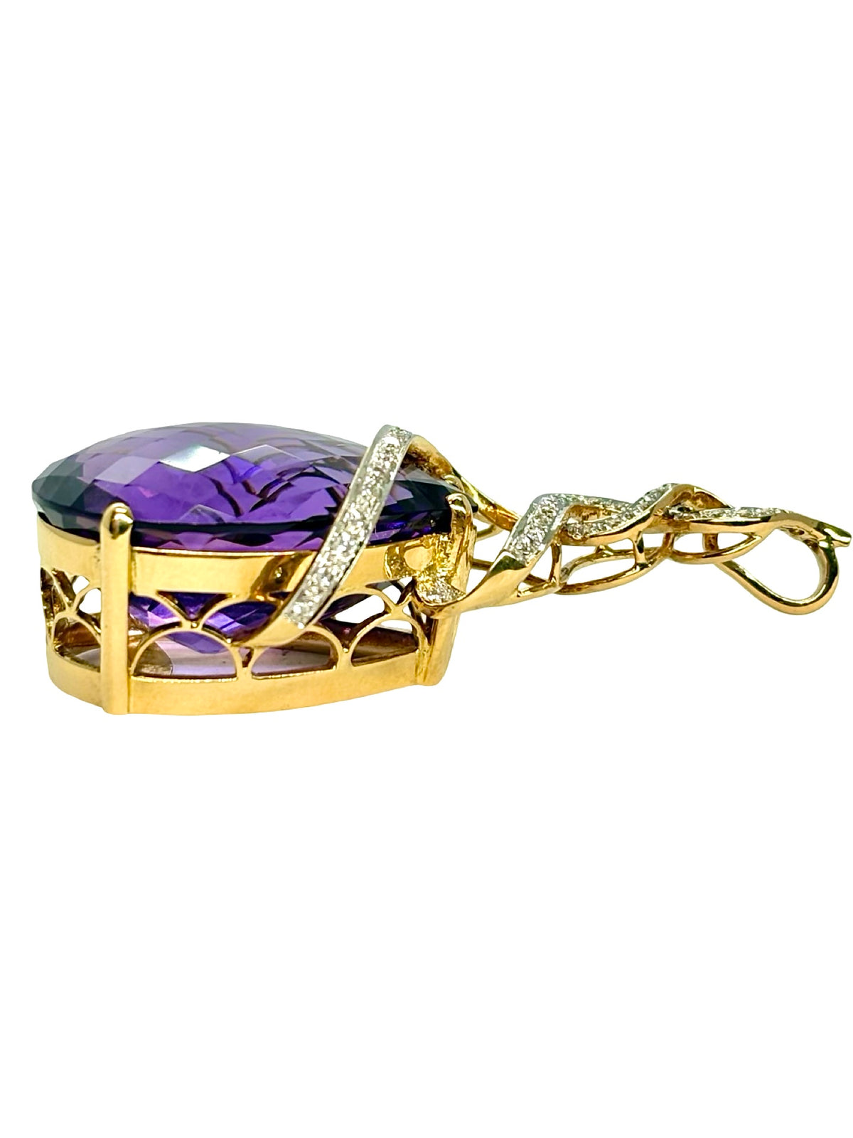 Pendentif or jaune, améthyste et diamants