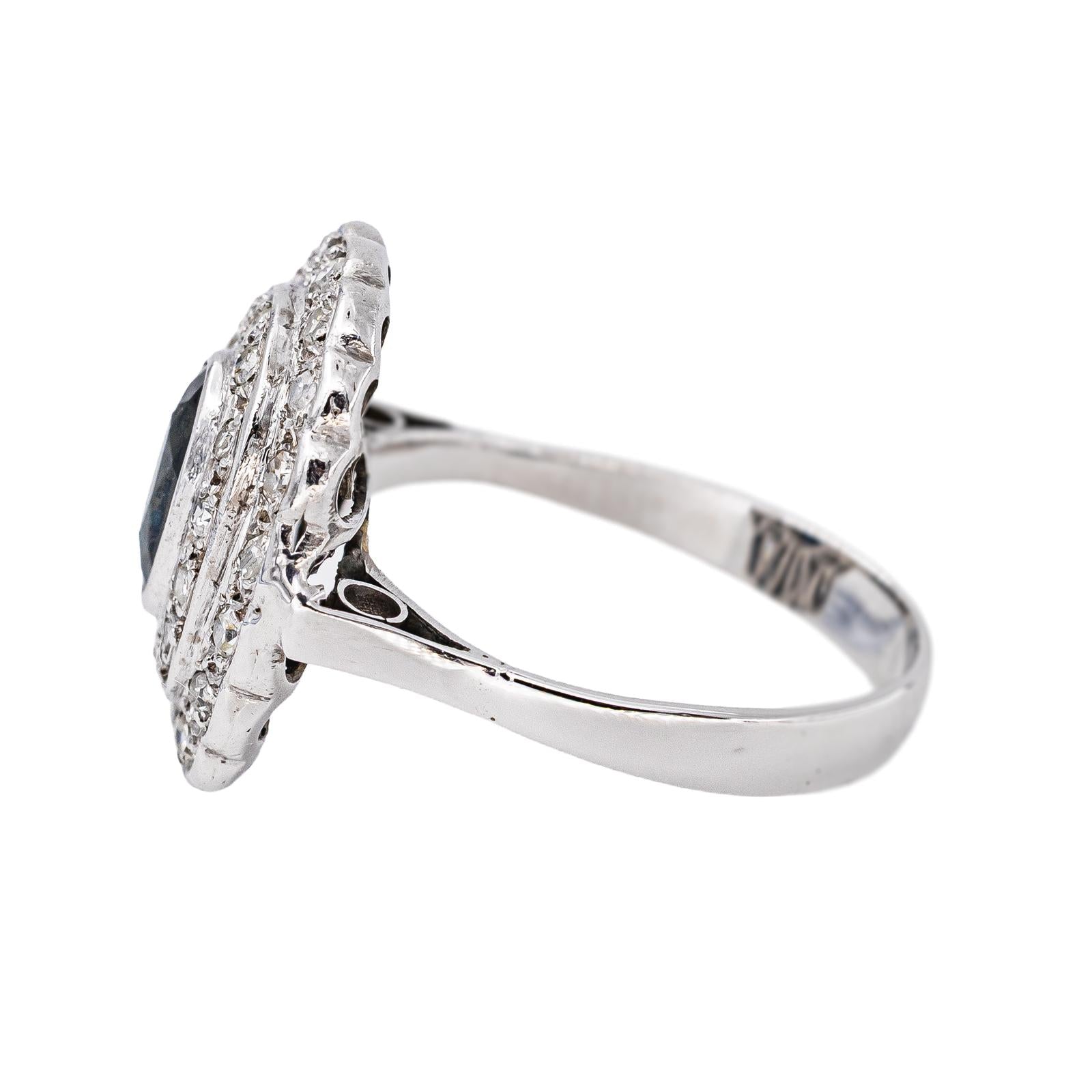 Bague  Pompadour  Or blanc  Saphir