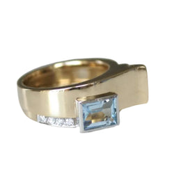 Bague Tank en or jaune, platine, aigue-marine et diamants