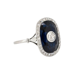 Bague Cocktail en platine, saphir et diamants