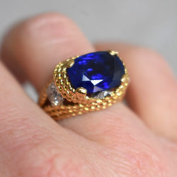 Bague Cocktail en or jaune, saphir et diamants