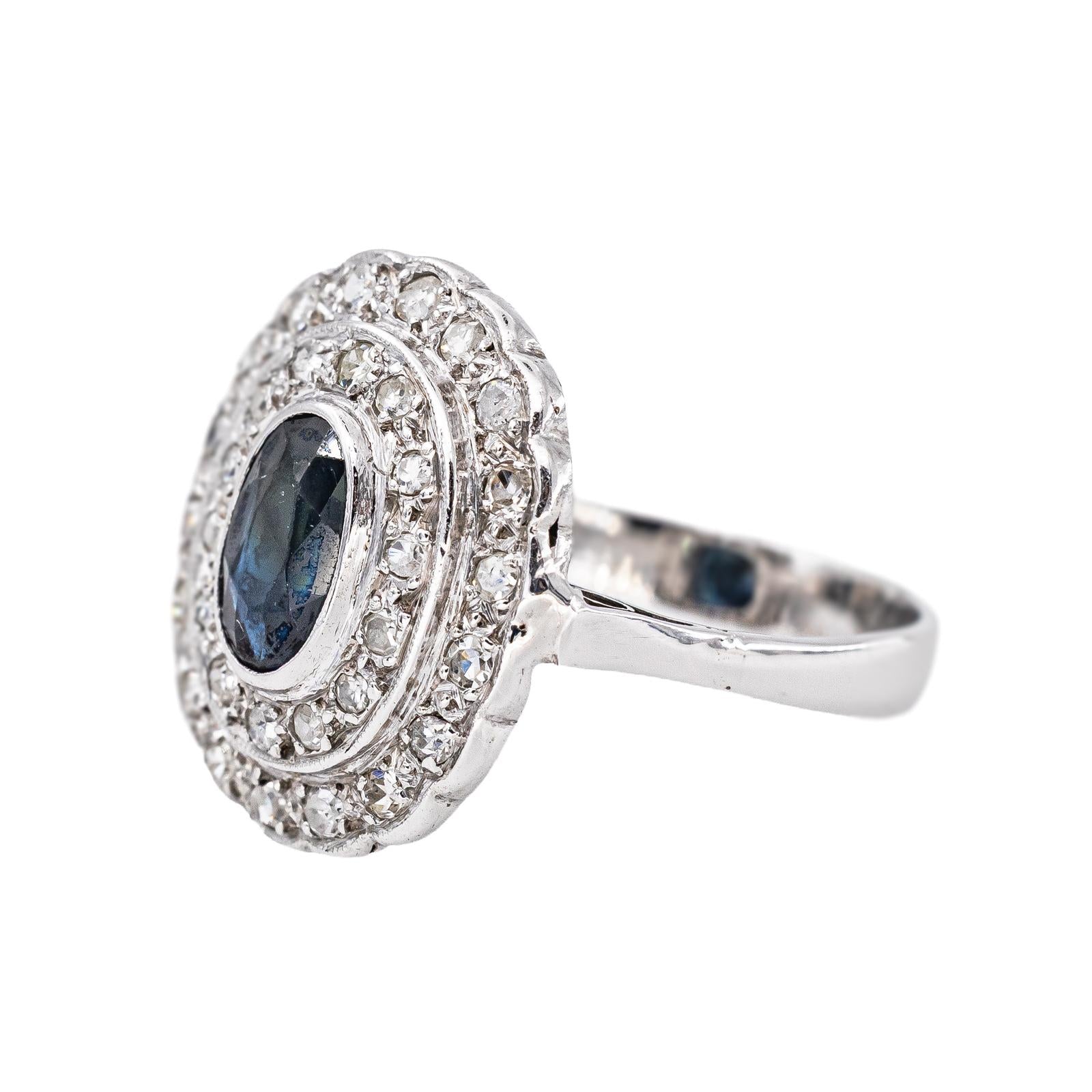 Bague  Pompadour  Or blanc  Saphir