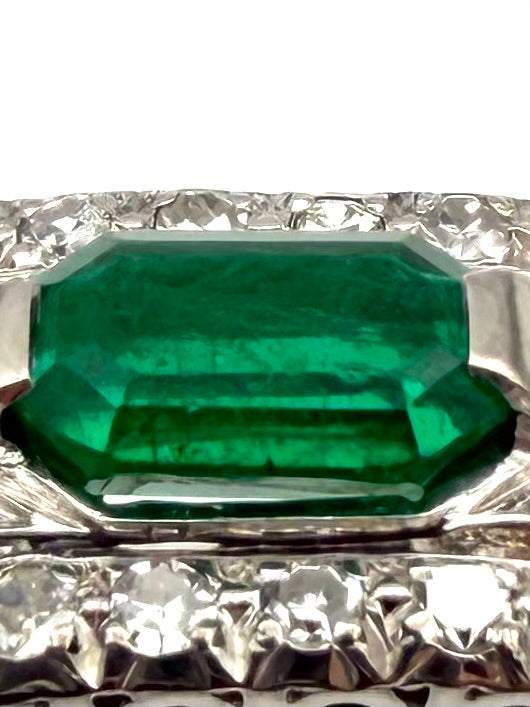 Bague Art-Déco en or, platine, émeraude et diamants