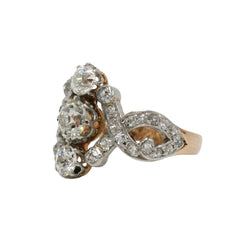 Bague en or jaune, platine et diamants