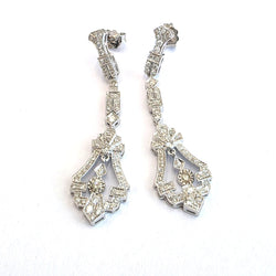 Boucles d'oreilles Pendantes en or blanc et diamants