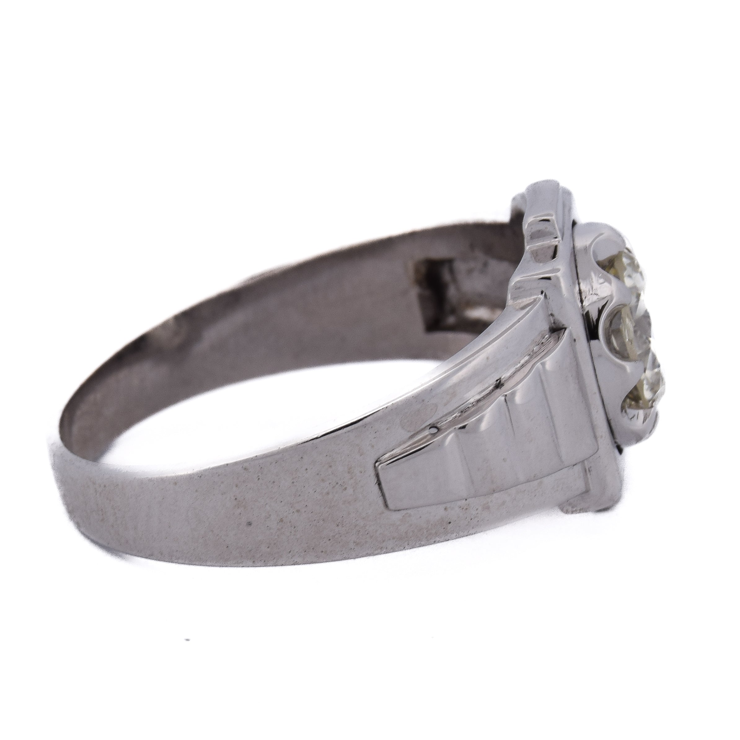 Bague en or blanc et diamant