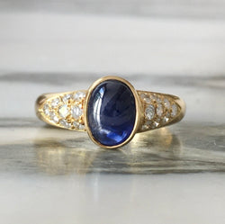 Bague en or jaune 18 carats  saphir et diamants