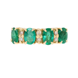 Bague Jarretière en or jaune, émeraudes et diaamnts