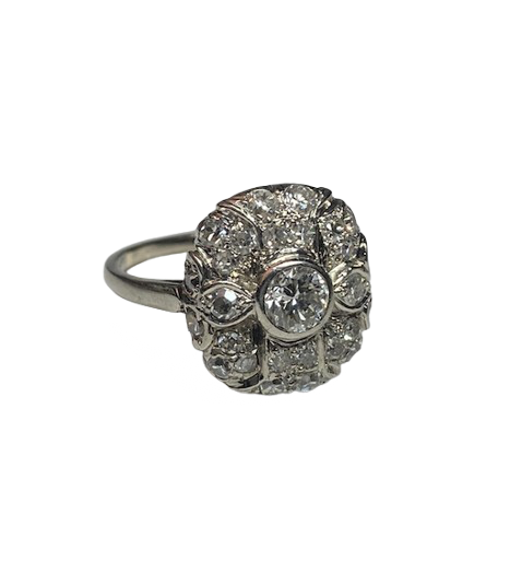 Bague Entourage en platine et diamants