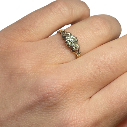 Bague Trilogie en or rose et diamants