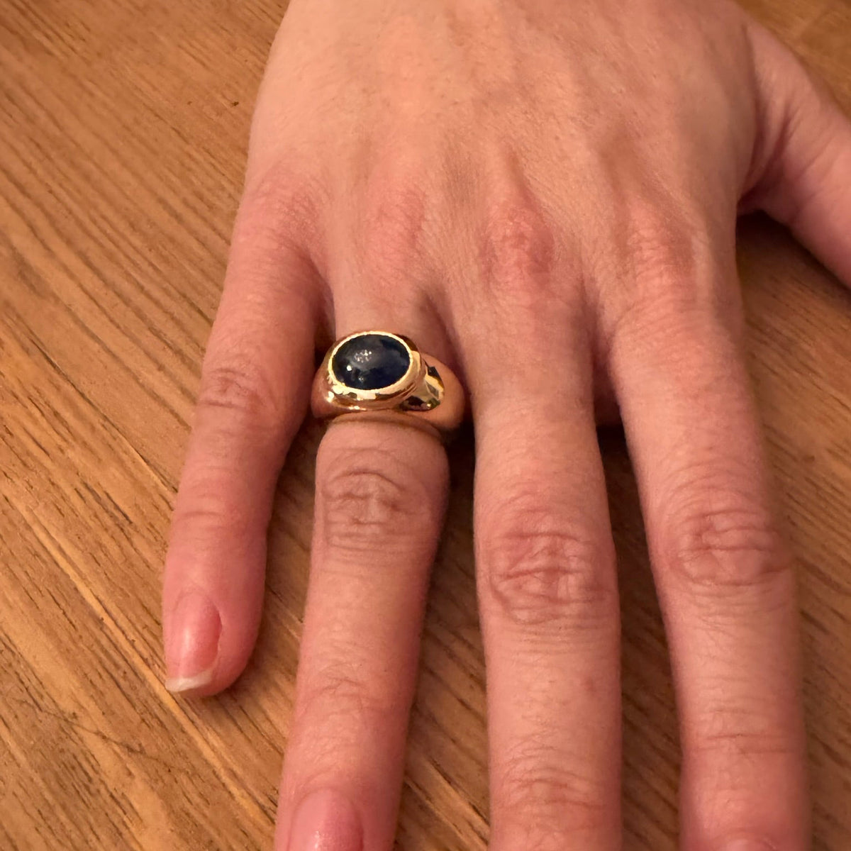 Bague Jonc en or jaune et tanzanite