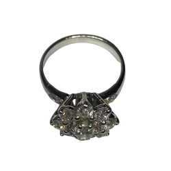 Bague Marguerite en platine et diamants