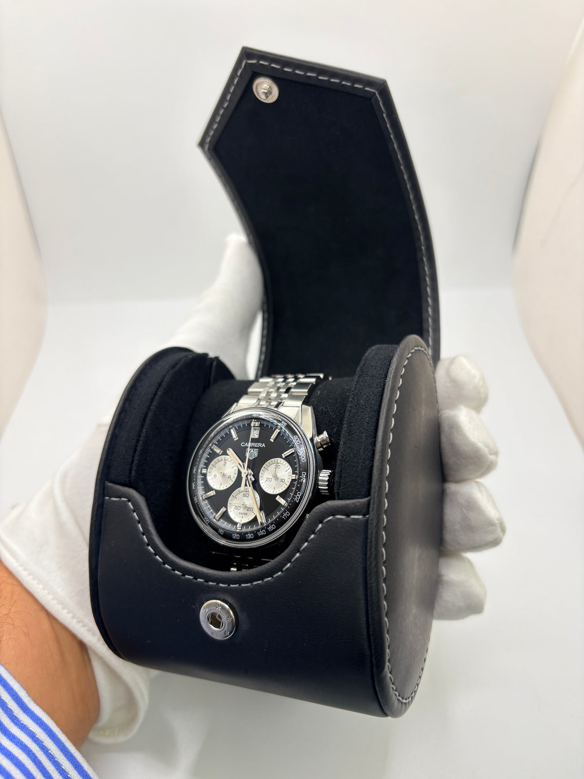 Montre TAG HEUER "Carrera Chronograph" en acier inoxydable