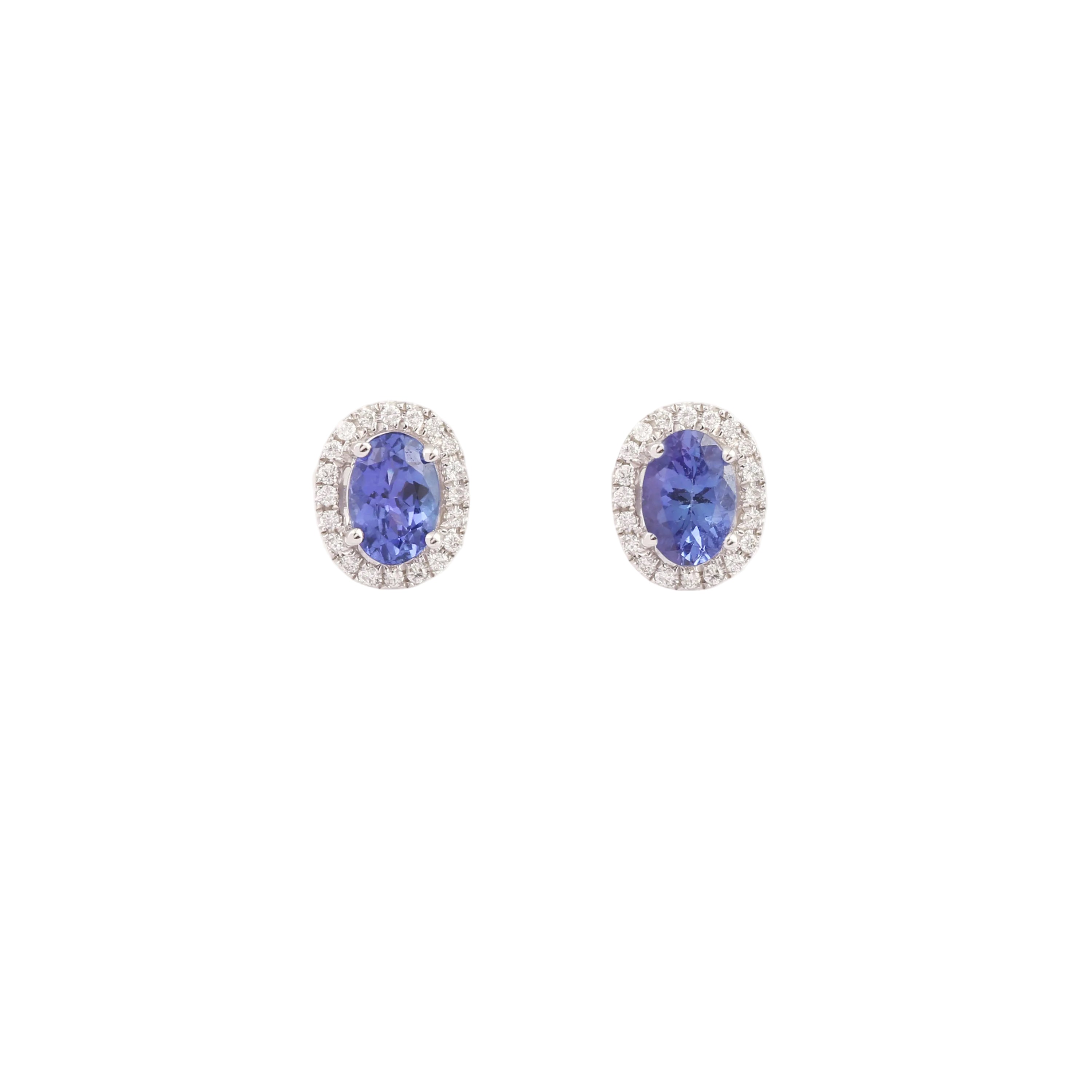 Boucles d'Oreilles Puces en or blanc, tanzanites, et diamants
