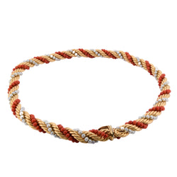 Parure en or jaune, corail et perles