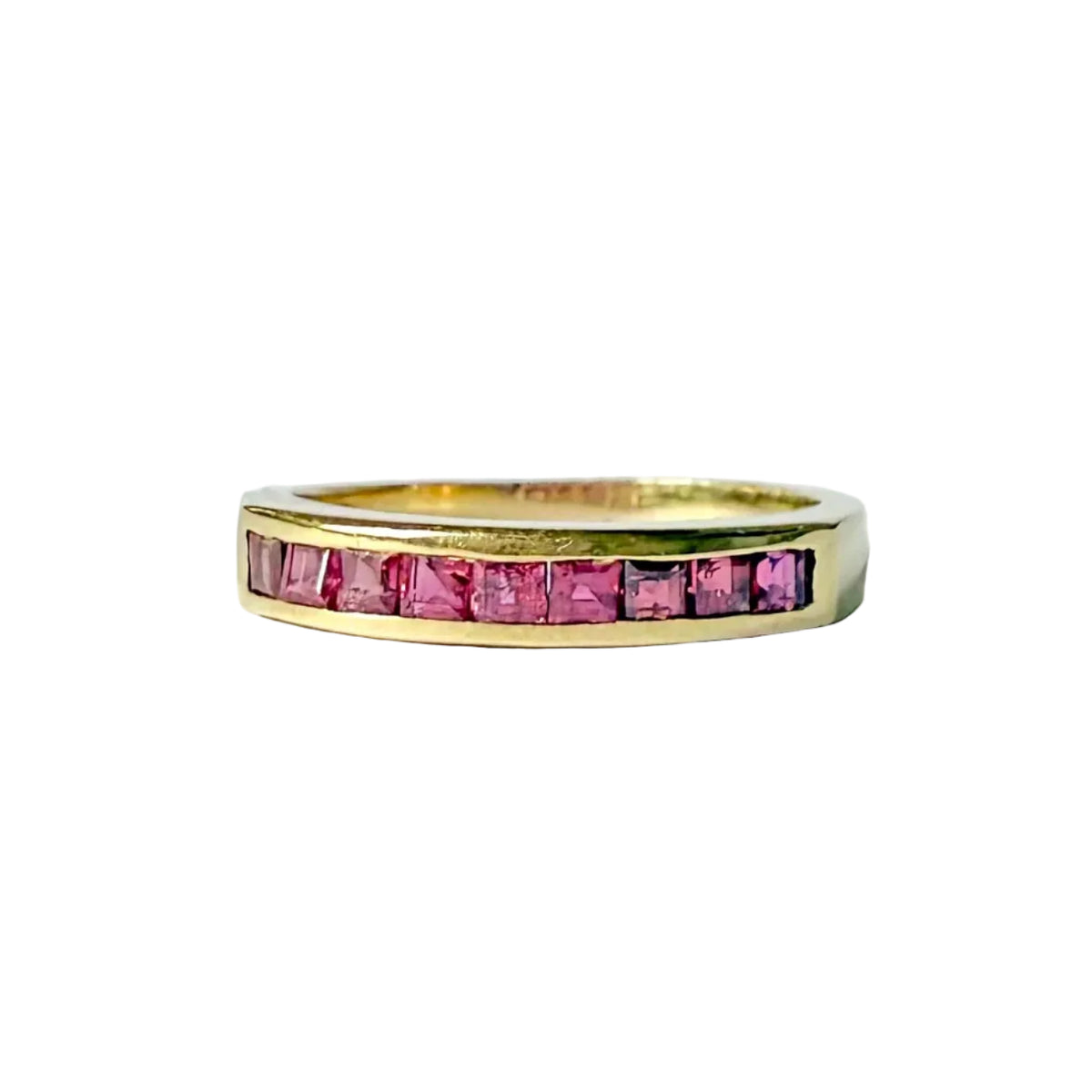Bague Alliance en or jaune et rubis