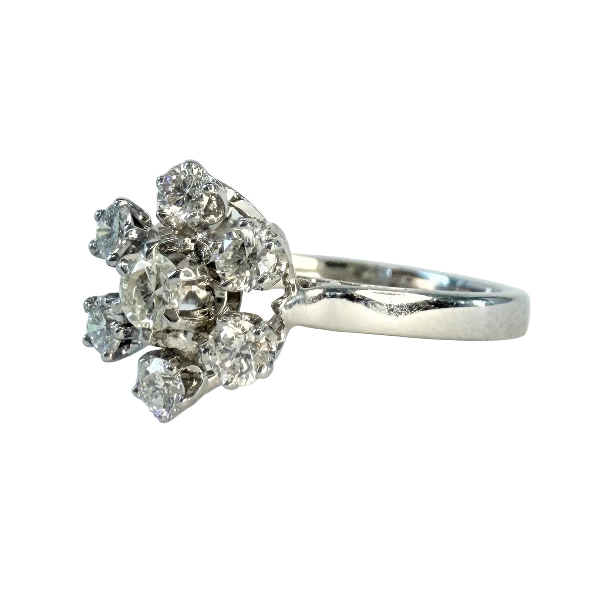 Bague Marguerite en or blanc et diamants