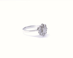 Bague Marguerite en or blanc et diamants
