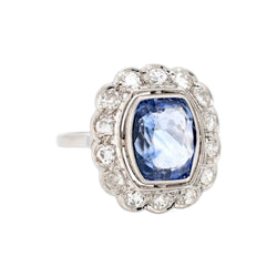 Bague Pompadour en platine, saphir et diamants