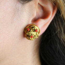 Boucles d'oreilles Clips en or jaune et corail