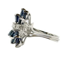 Bague Cocktail en or blanc, saphirs et diamants